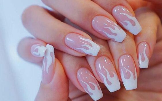 How to remove false gel nails without damaging your nails?