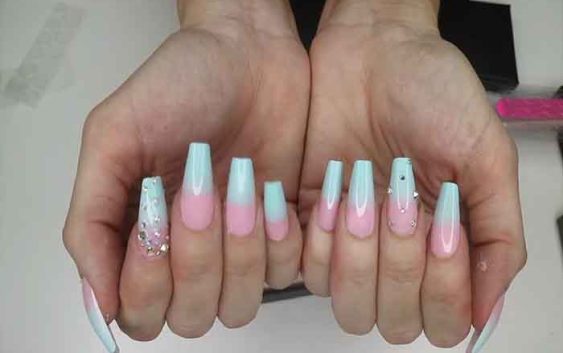 Everything you need to know about acrygel false nails