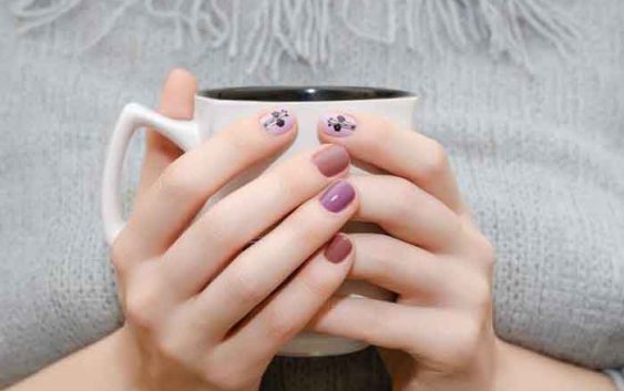 What accessories are needed to achieve nail art?